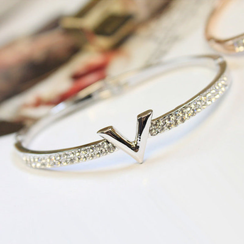 V Style Jewelry Bracelet