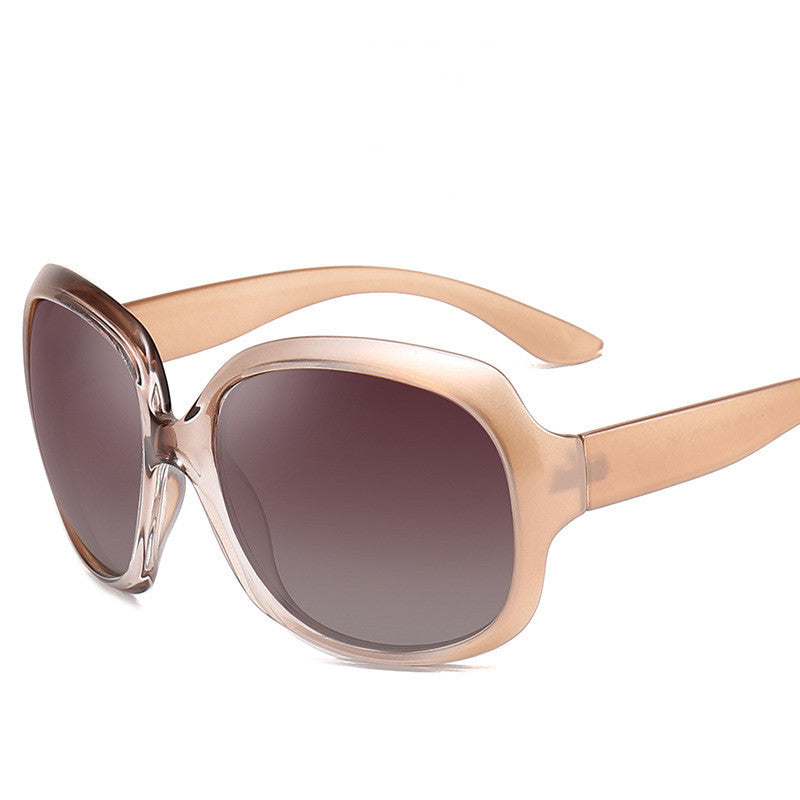 Elegant Big Frame Trendy Sunglasses