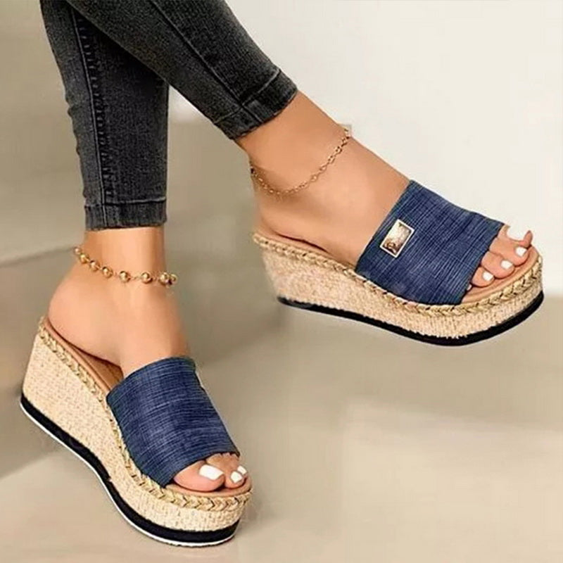Platform Solid Color Slide Wedge