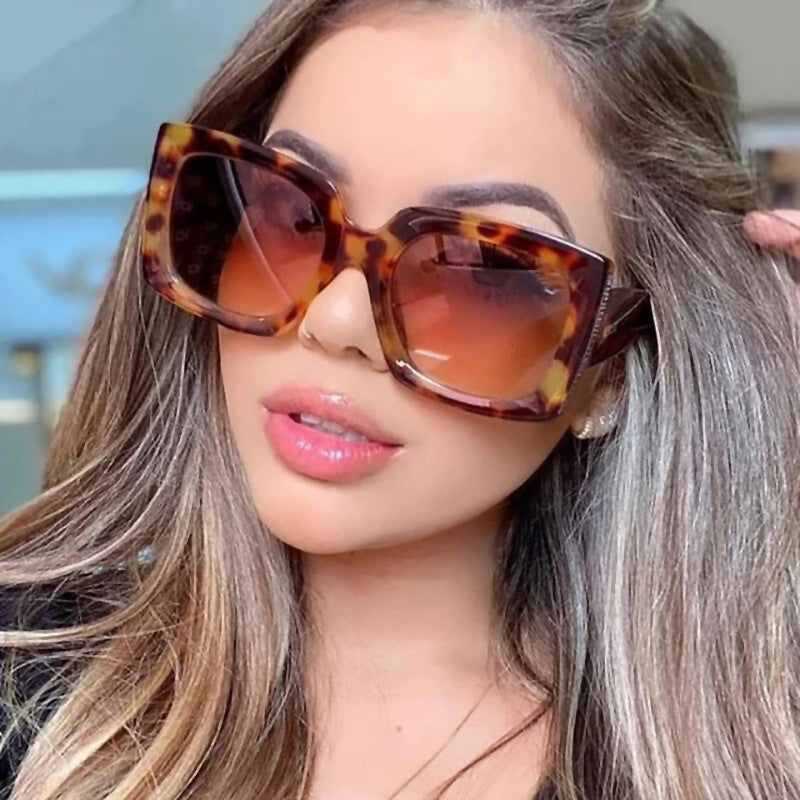 Trendy Large Frame Square Sunglasses