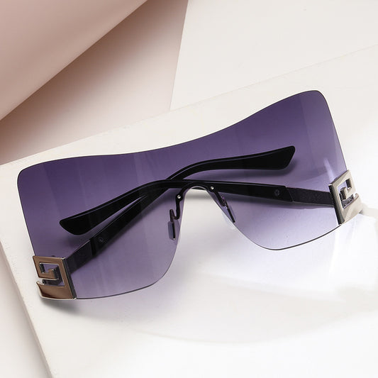 Versatile Large-framed One-piece Sunglasses
