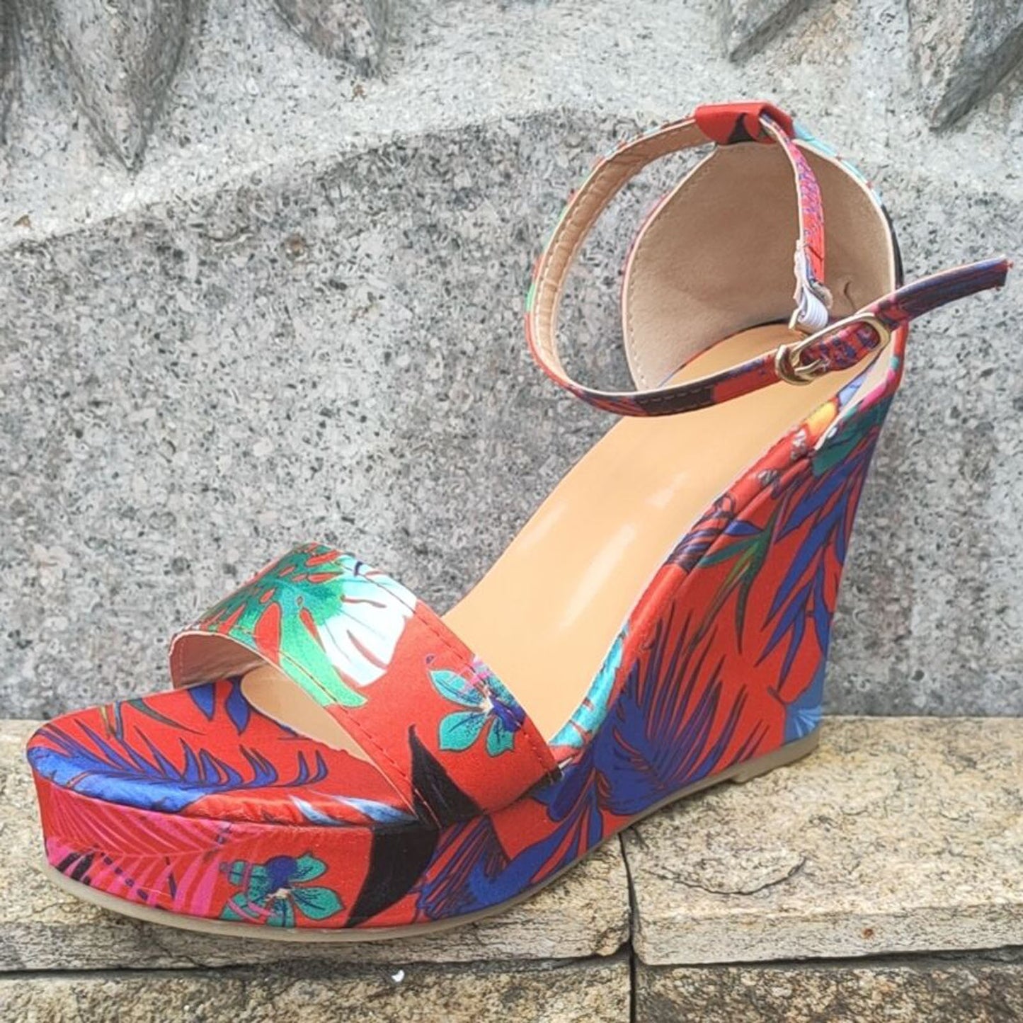 Color Matching Floral Print Platform Heel Sandals